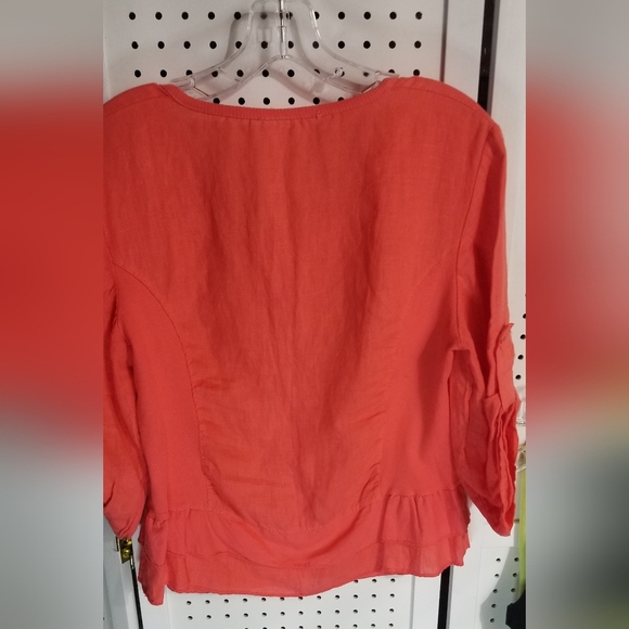 Linen top, coral, button - Picture 2 of 2